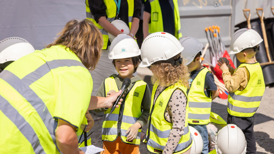 Bild på Spadtag Stadsskogen förskola och medverkande förskolebarn