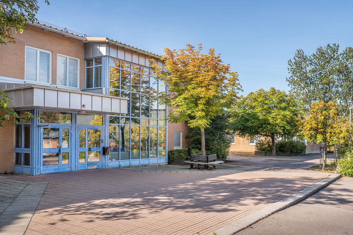 Ärentuna Skola Entré